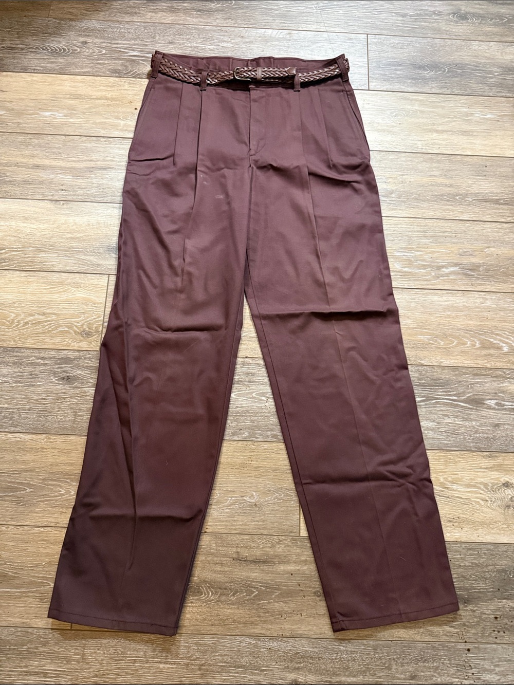 Men’s Duxbak dress pants with braided belt 32x32 USA